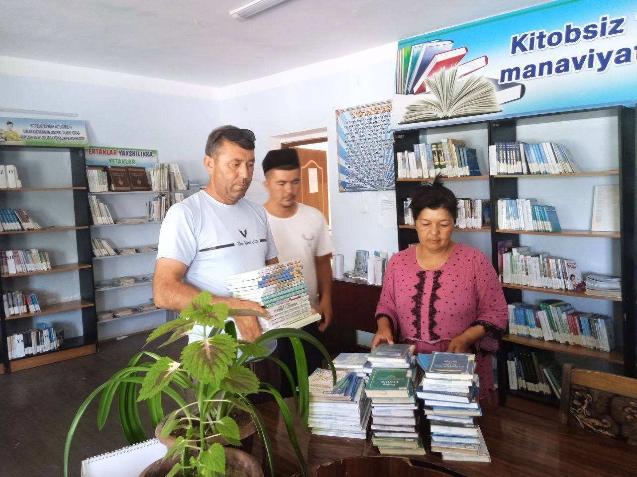 Forish tuman axborot-kutubxona markazi tomonidan tumandagi "Jilg'acha" bolalar dam olish oromgohiga shartnoma asosida kitoblar yetkazib berildi.